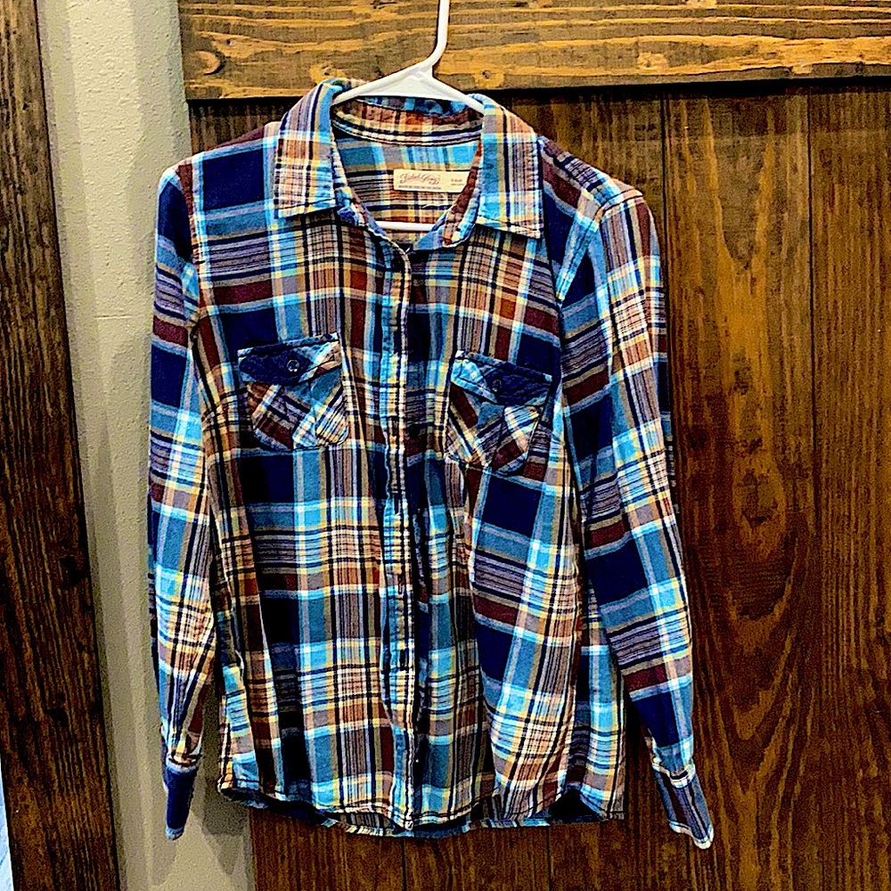 This is a S fannel faded glory shirt